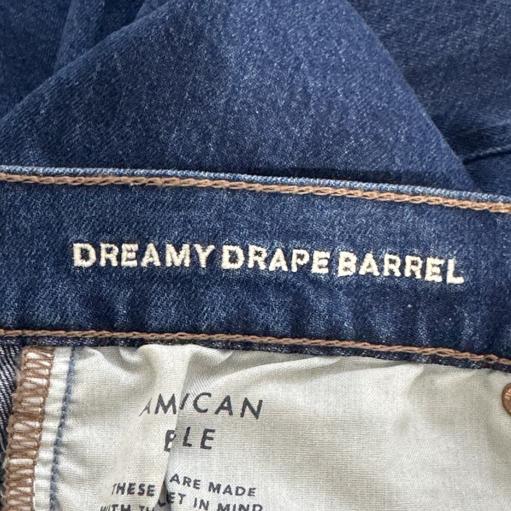 NWT American Eagle Strigid Dreamy Drape Barrel Jeans Size 12 /31W Dark Indigo - Picture 13 of 14